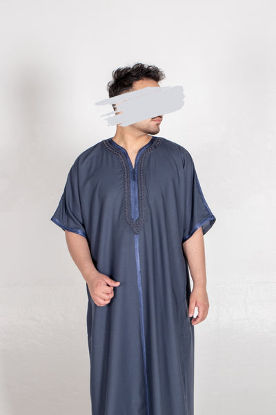 muslim dress for men Islamic Ethnic Black Robes Fashion Loose Rrecreational V Neck Mid Sleeve Onesie 2024 New Casual Style And Regular Fit Style Muslim Dress for Men: Style